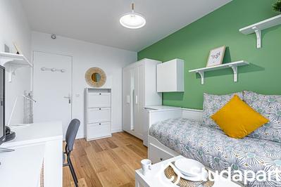 Chambre - 9 m² - 1 pièce