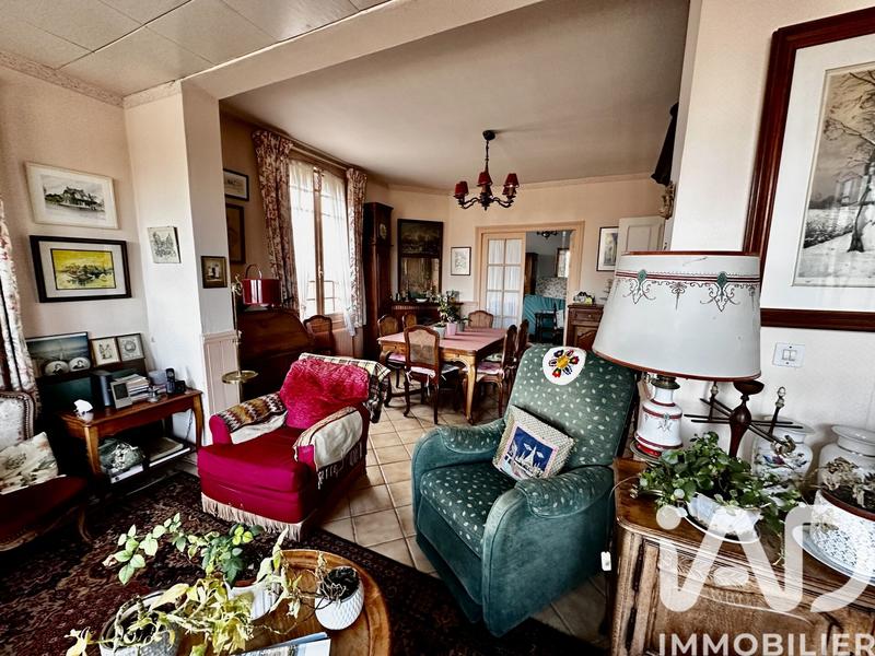 Maison - 158 m² - 8 pièces