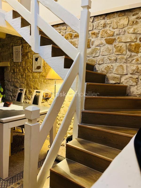 Maison de ville - 95 m² - 4 pièces