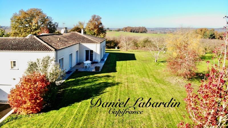 Villa - 188 m² - 6 pièces