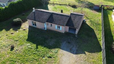 Maison - 99 m² - 4 pièces