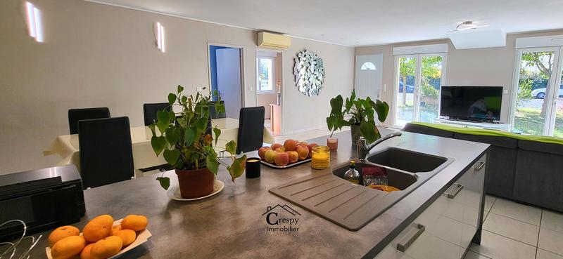 Local commercial - 496 m² - 4 pièces