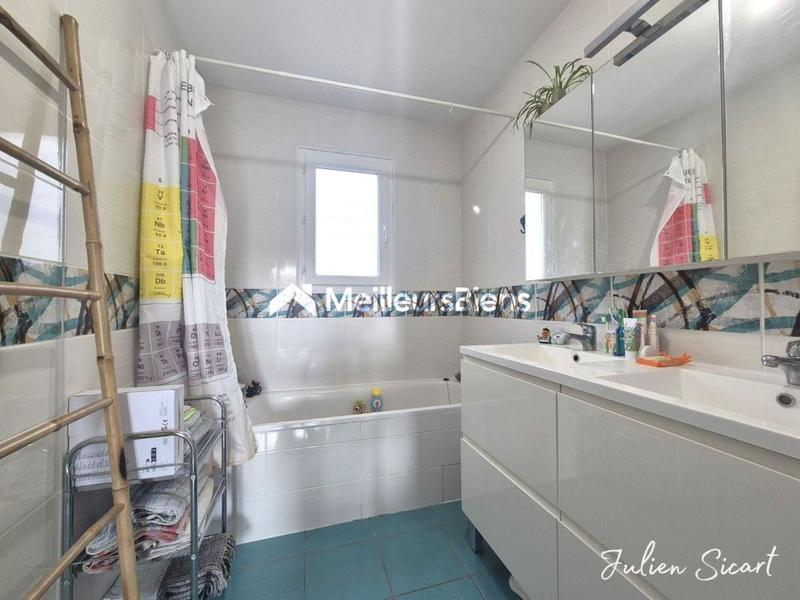 Villa - 115 m² - 4 pièces