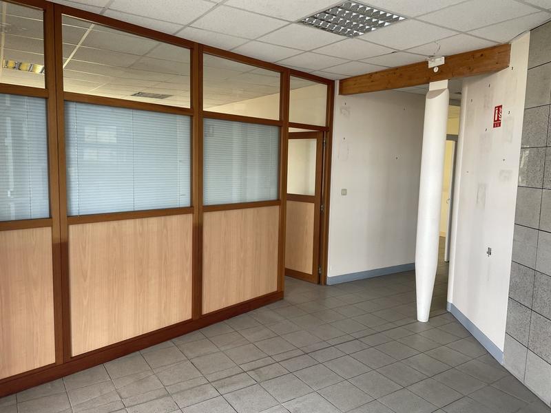 Bureau - 284 m²