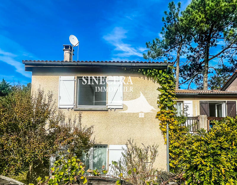 Maison - 94 m² - 4 pièces