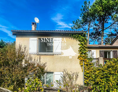 Maison - 94 m² - 4 pièces