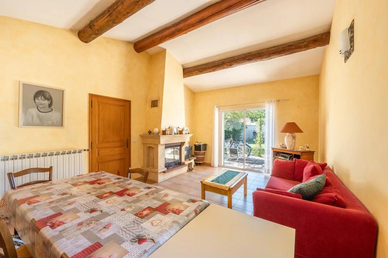 Maison - 255 m² - 3 pièces