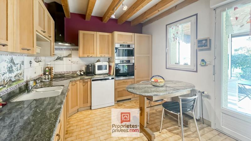 Maison - 195 m² - 7 pièces