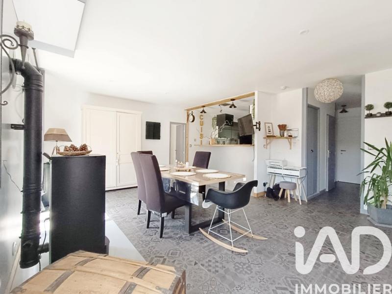 Maison - 120 m² - 5 pièces