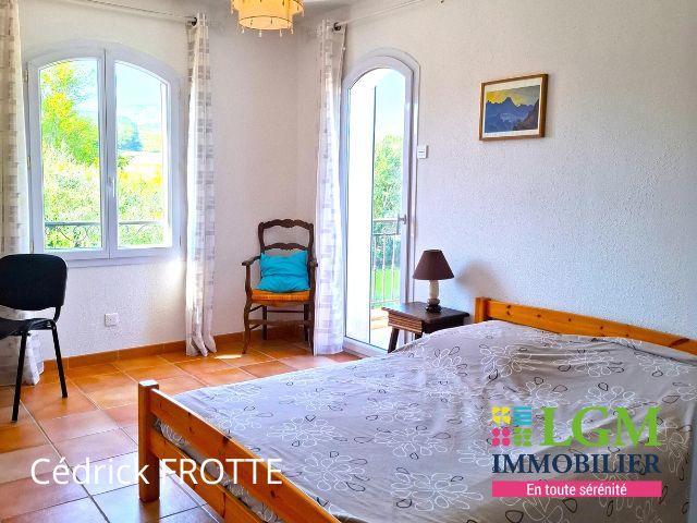 Maison - 195 m² - 5 pièces