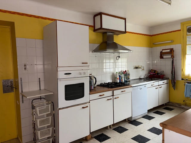 Propriété - 126 m² - 6 pièces