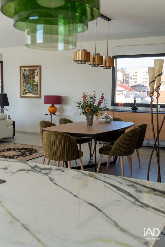 Appartement - 202 m² - 4 pièces