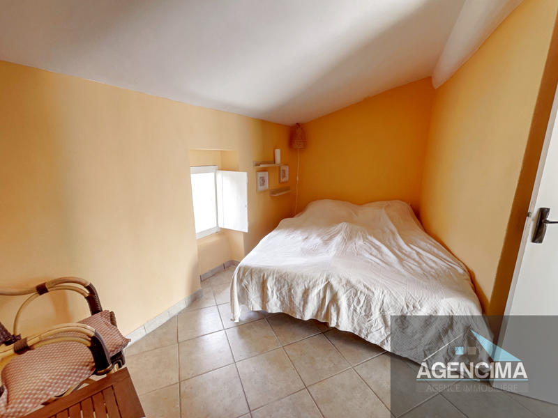 Maison - 97 m² - 5 pièces