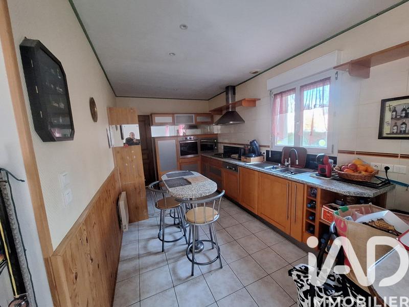 Maison - 95 m² - 5 pièces