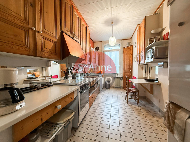 Maison - 171 m² - 6 pièces