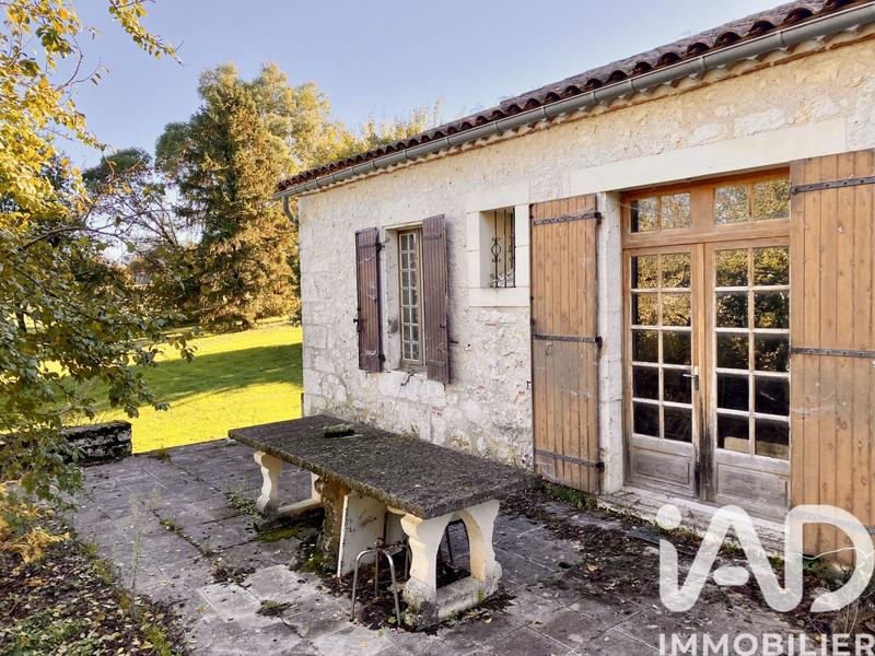 Maison - 220 m² - 12 pièces