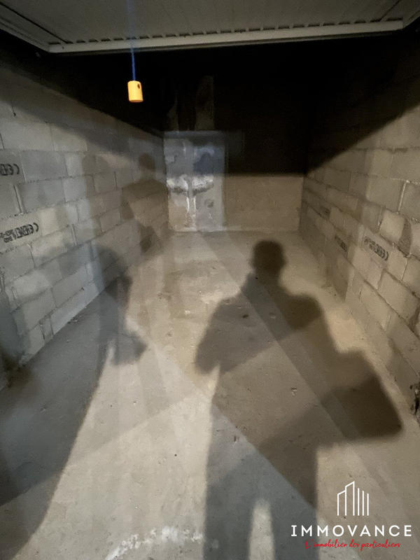 Parking / Garage - 13 m²