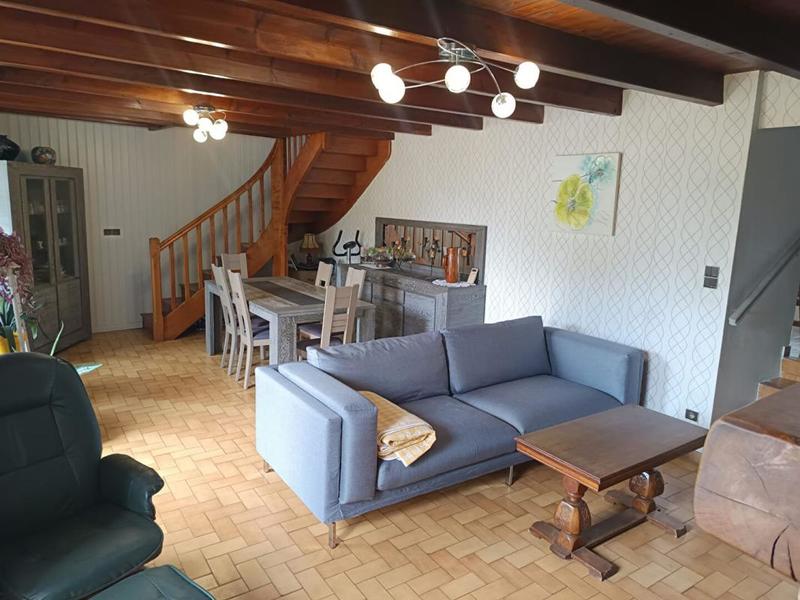 Maison - 320 m² - 11 pièces