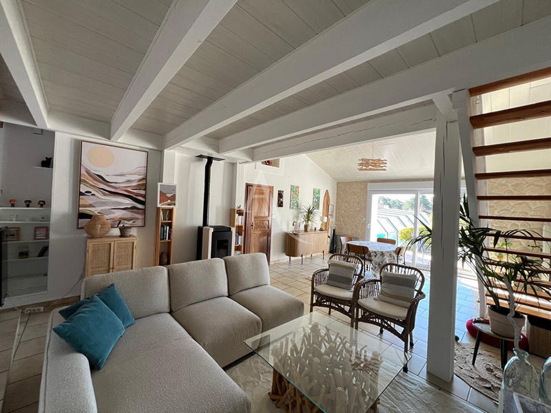 Maison - 172 m² - 7 pièces