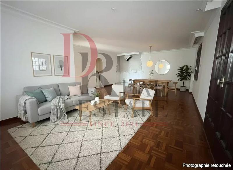 Maison - 153 m² - 6 pièces