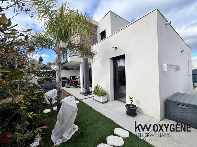 Maison - 98 m² - 5 pièces