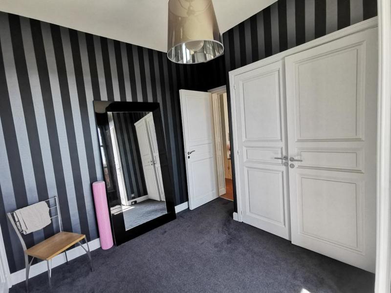 Maison de maîtres - 320 m² - 10 pièces