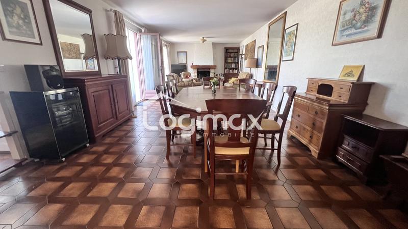 Maison - 156 m² - 4 pièces