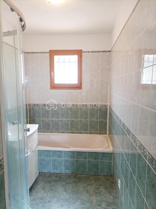 Maison traditionnelle - 136 m² - 5 pièces