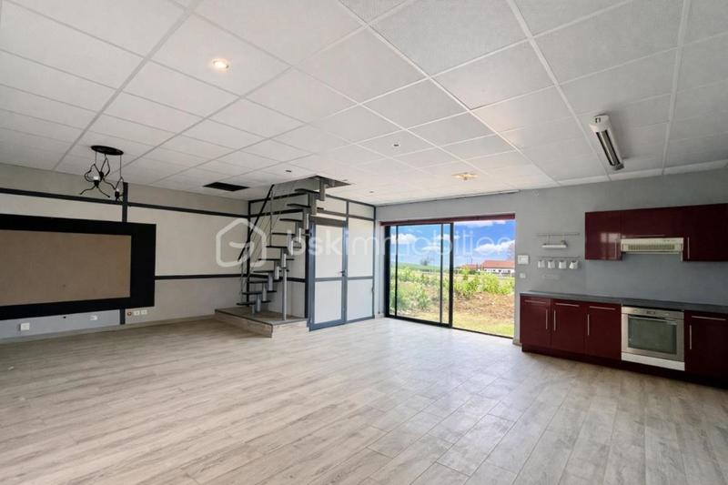 Corps de ferme - 137 m² - 4 pièces