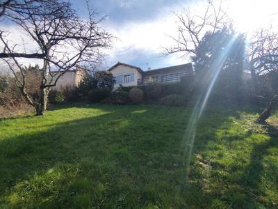 Terrain constructible - 703 m²