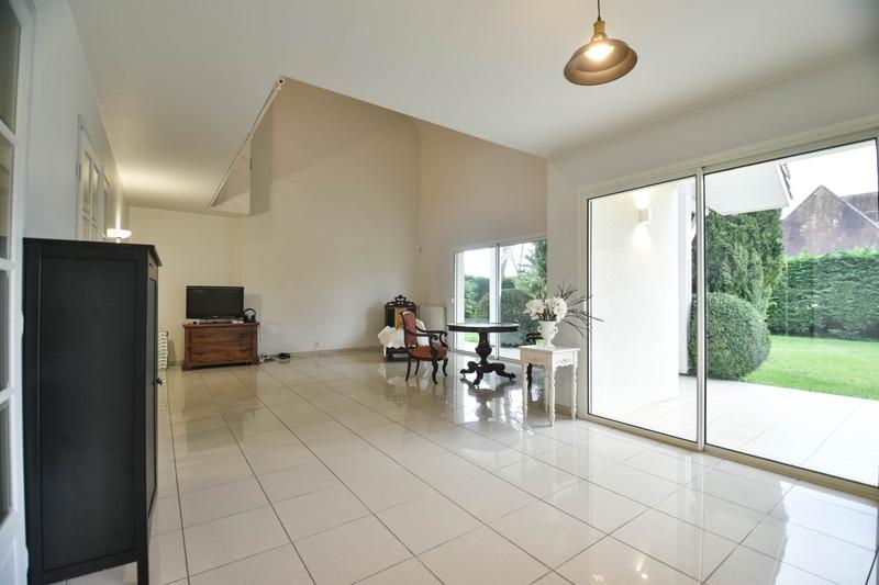 Maison - 176 m² - 6 pièces