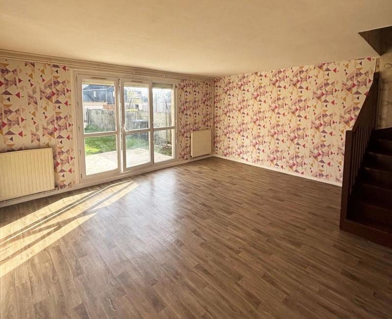 Maison - 97 m² - 5 pièces