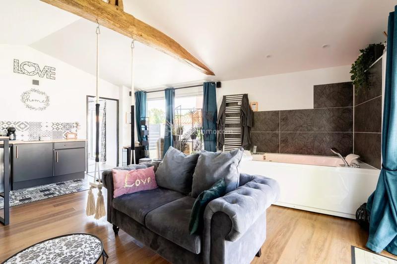 Maison - 175 m² - 10 pièces