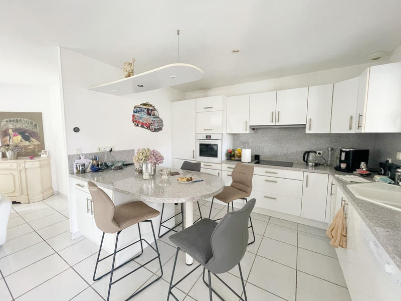 Maison - 101 m² - 4 pièces