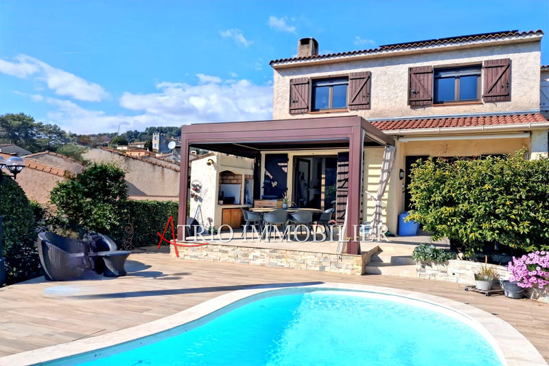 Maison - 130 m² - 4 pièces