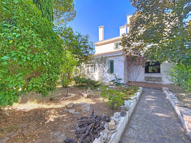 Villa - 180 m² - 7 pièces