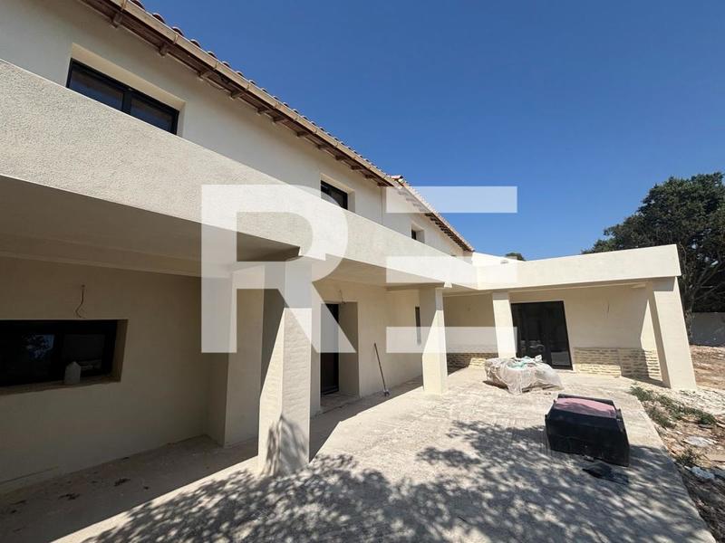 Villa - 192 m² - 6 pièces