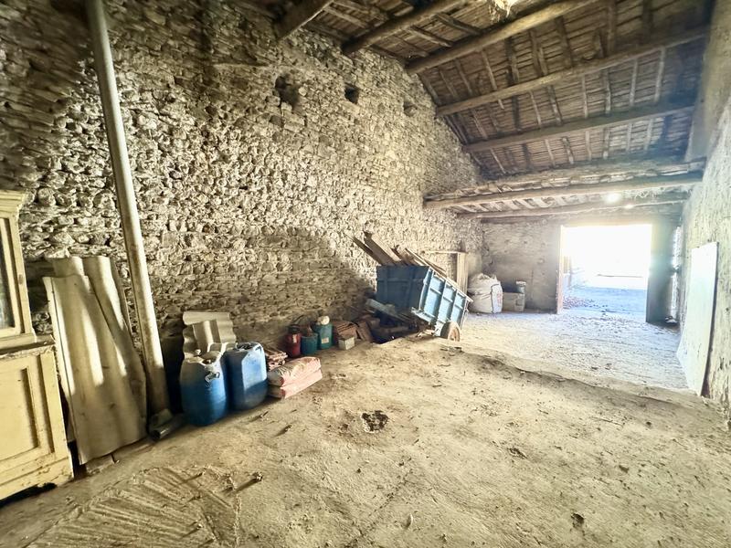 Maison ancienne - 79 m² - 1 pièce