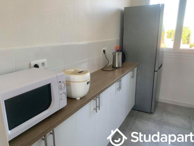 Chambre - 14 m² - 1 pièce