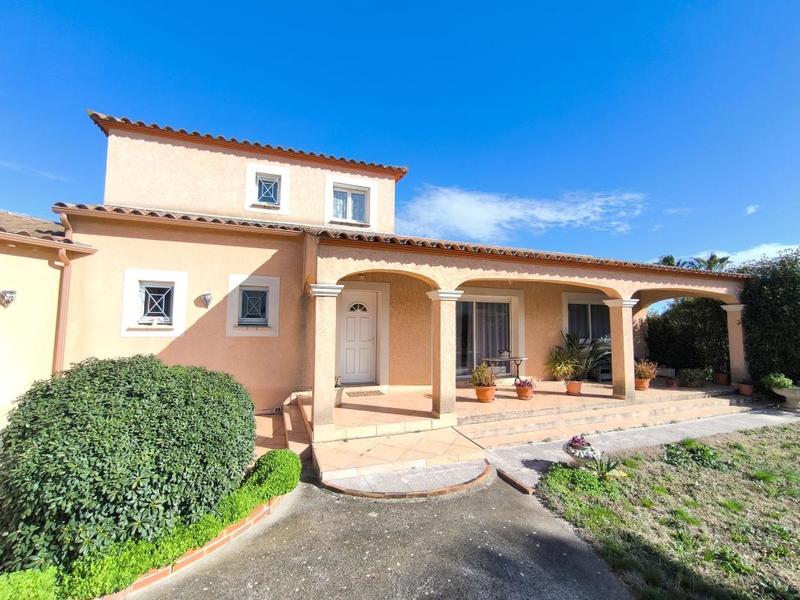 Maison - 130 m² - 4 pièces