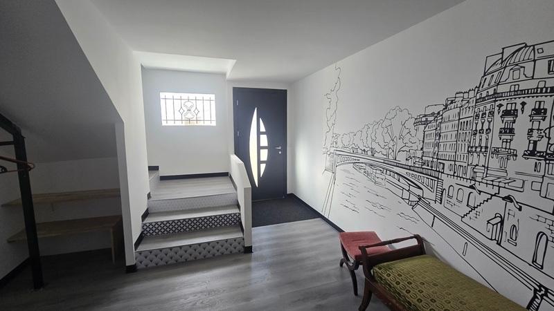 Propriété - 246 m² - 8 pièces