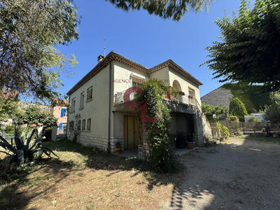 Maison - 109 m² - 5 pièces