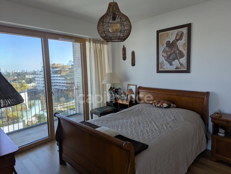 Appartement - 150 m² - 6 pièces