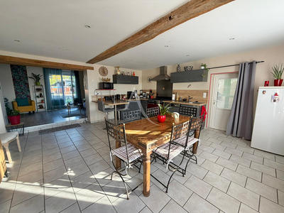 Maison - 90 m² - 3 pièces