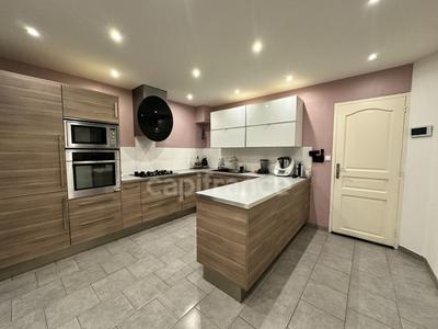 Maison - 125 m² - 6 pièces