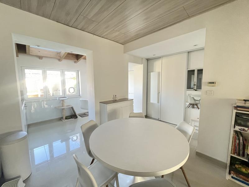 Maison traditionnelle - 145 m² - 7 pièces