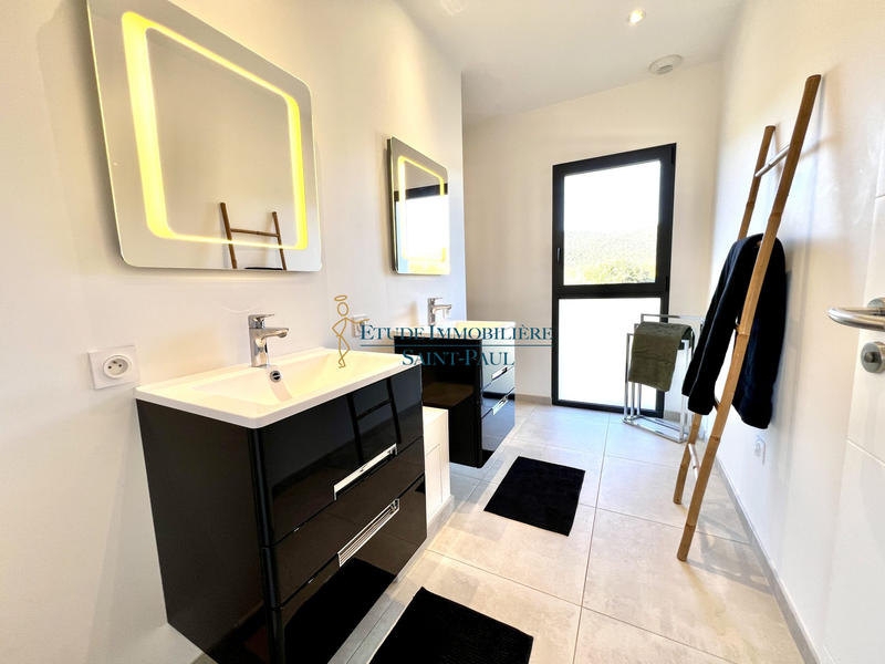 Villa - 200 m² - 7 pièces