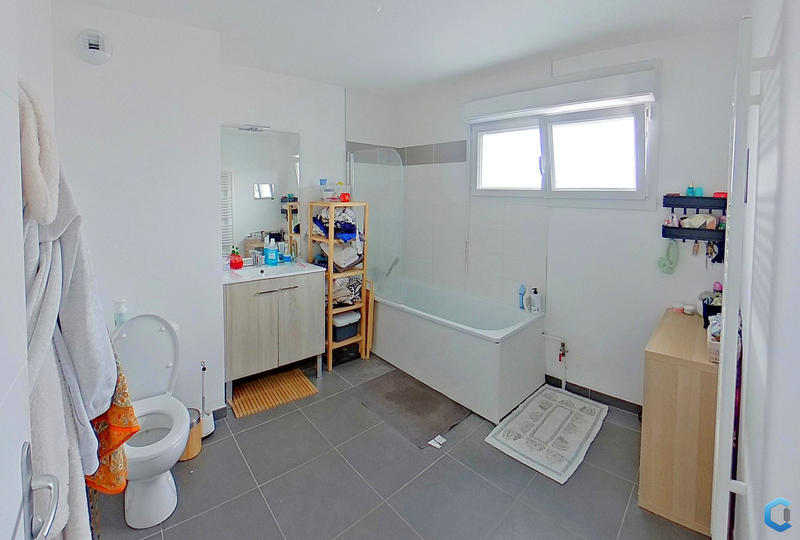 Maison - 83 m² - 4 pièces