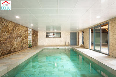 Maison - 523 m² - 11 pièces