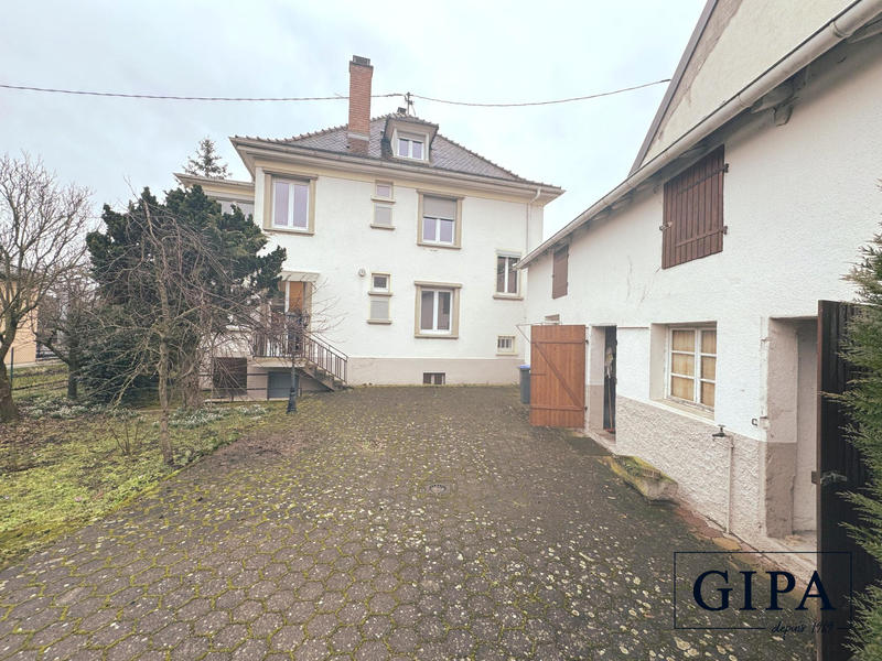 Maison ancienne - 183 m² - 7 pièces